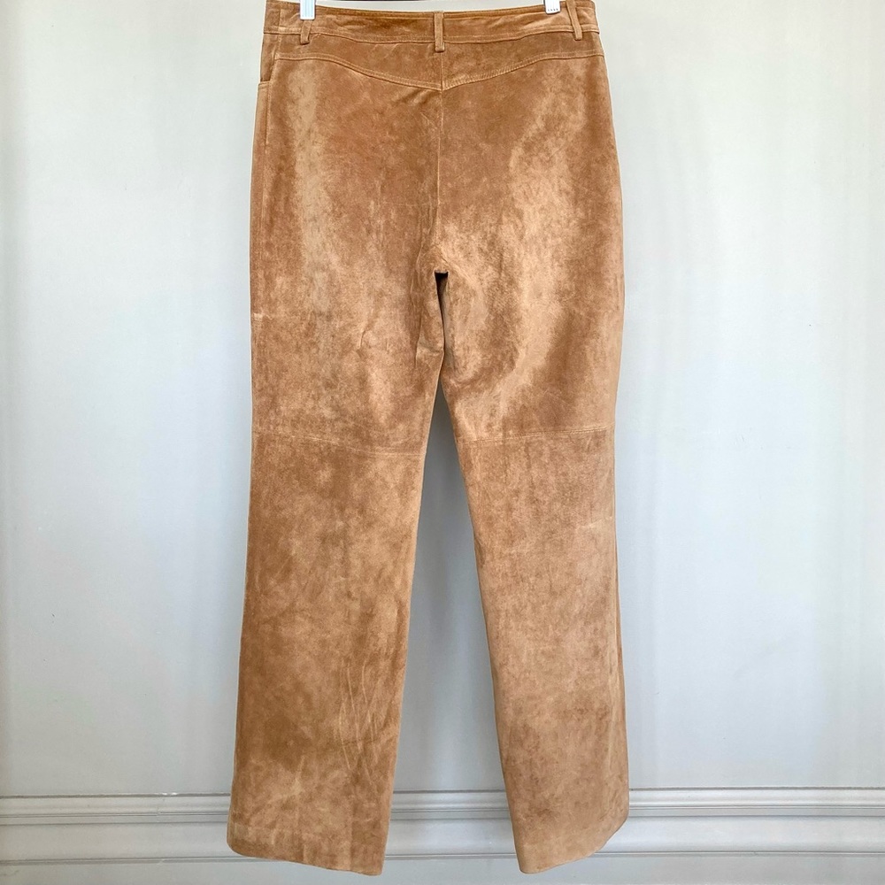 Danier 100% genuine tan suede high-waisted pants. 🤎 - Picture 5 of 8